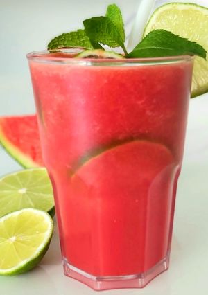Une photo de Smoothie de pastèque façon Mojito