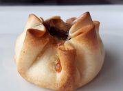 Una foto de tapa cebolla caramelizada
