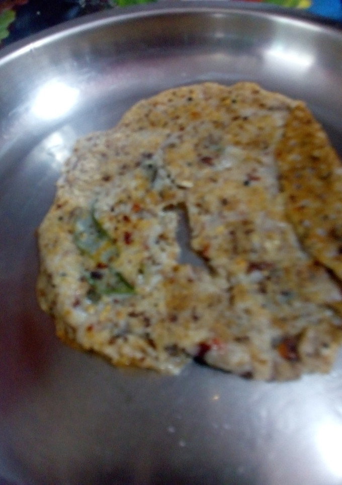 ரெட் ராஜ்மா தோசை (Red rajma dosai recipe in tamil) செய்முறை முக்கிய புகைப்படம்