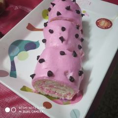 A picture of Strawberry swiss roll.