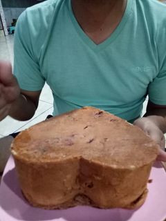 Foto resep Bolu susu coklat Hilo n strawberry garnish