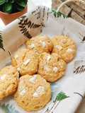 Yellow Ube Cookies with White Chocolate Chunk / Cookies Ubi