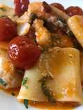 Paccheri con filetto di branzino