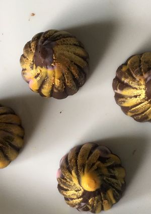 A picture of Chocolate dry fruit modak.