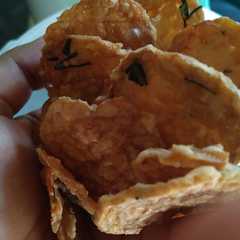 Keripik tempe rasa daun jeruk (Q-tela KW) রেসিপির প্রধান ছবি