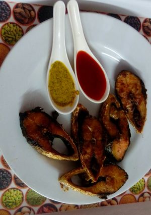 A picture of Hilsa fishfry.
