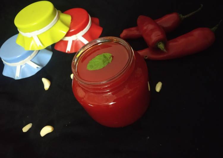 Recipe of Homemade Red chilli Garlic chutney