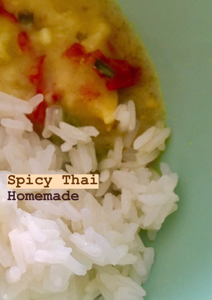 Una foto de Pollo Thai picante