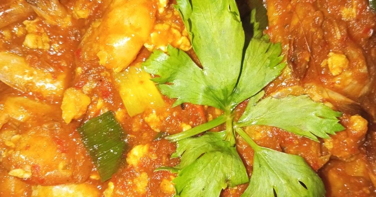 Resep udang saus padang mudah dan praktik bagi pemula dan anak kos
