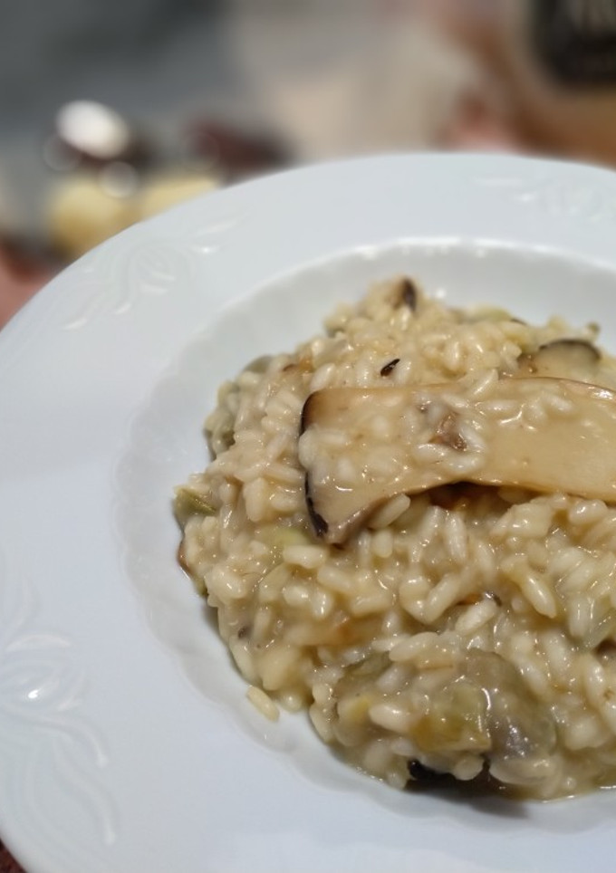 Una foto de Risotto de bolets y alcachofas