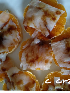 Una foto de Entrante o aperitivo de naranja y bacalao ahumado