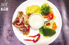 Eat Clean - Beefsteak sốt nấm -Salade cá ngừ
