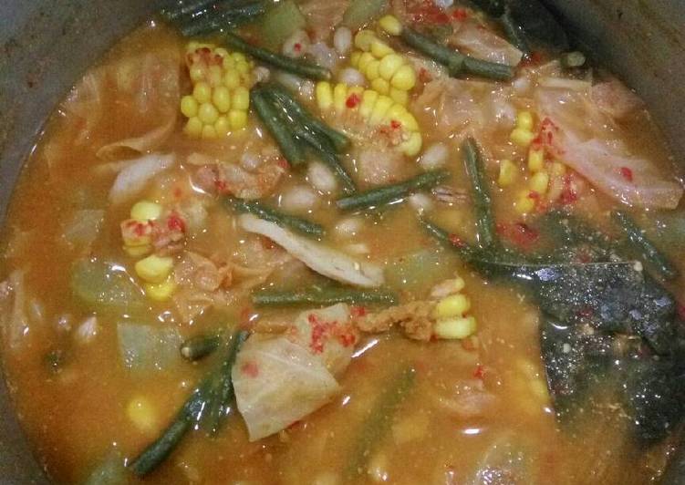 Sayur Asem Palembang (pakai kemplang)