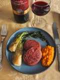 Zampone fusion con purè di carote e zenzero e pak choi alla salsa di soia e miele
