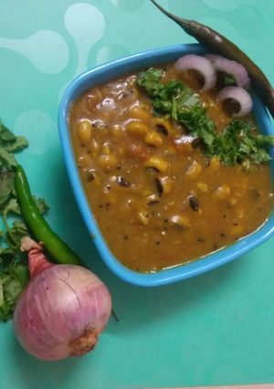A picture of Masala Lobia Black Eyed Beans Direct In Cooker.