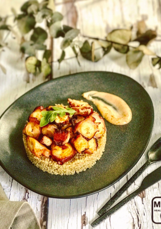 Una foto de Pulpo con quinoa