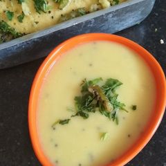 A picture of Khaman Kadhi.