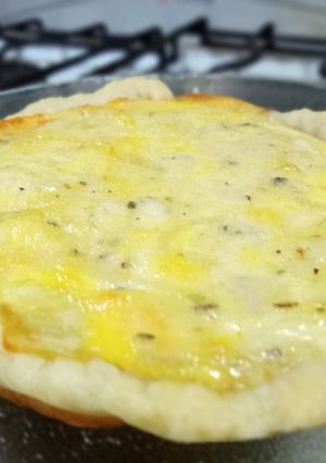 Una foto de Tarta individual de cebolla y queso