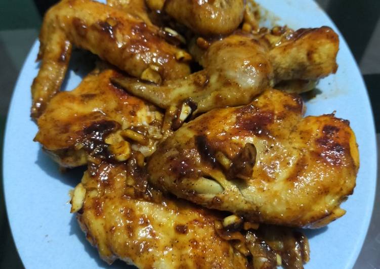 Spicy and Honey Wings