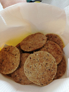 Una foto de Galletitas integrales, súper fáciles y riquísimas!