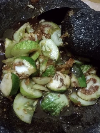 Cara Simple Membuat Resep  Reuceuh Bonteng Terong yang Enak, Bisa Manjain Lidah