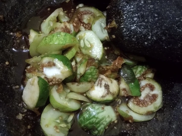 Cara Simple Membuat Resep  Reuceuh Bonteng Terong yang Enak, Bisa Manjain Lidah