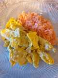 Migas con huevo, queso y chile
