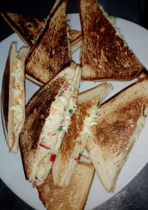 A picture of Egg sandwich.