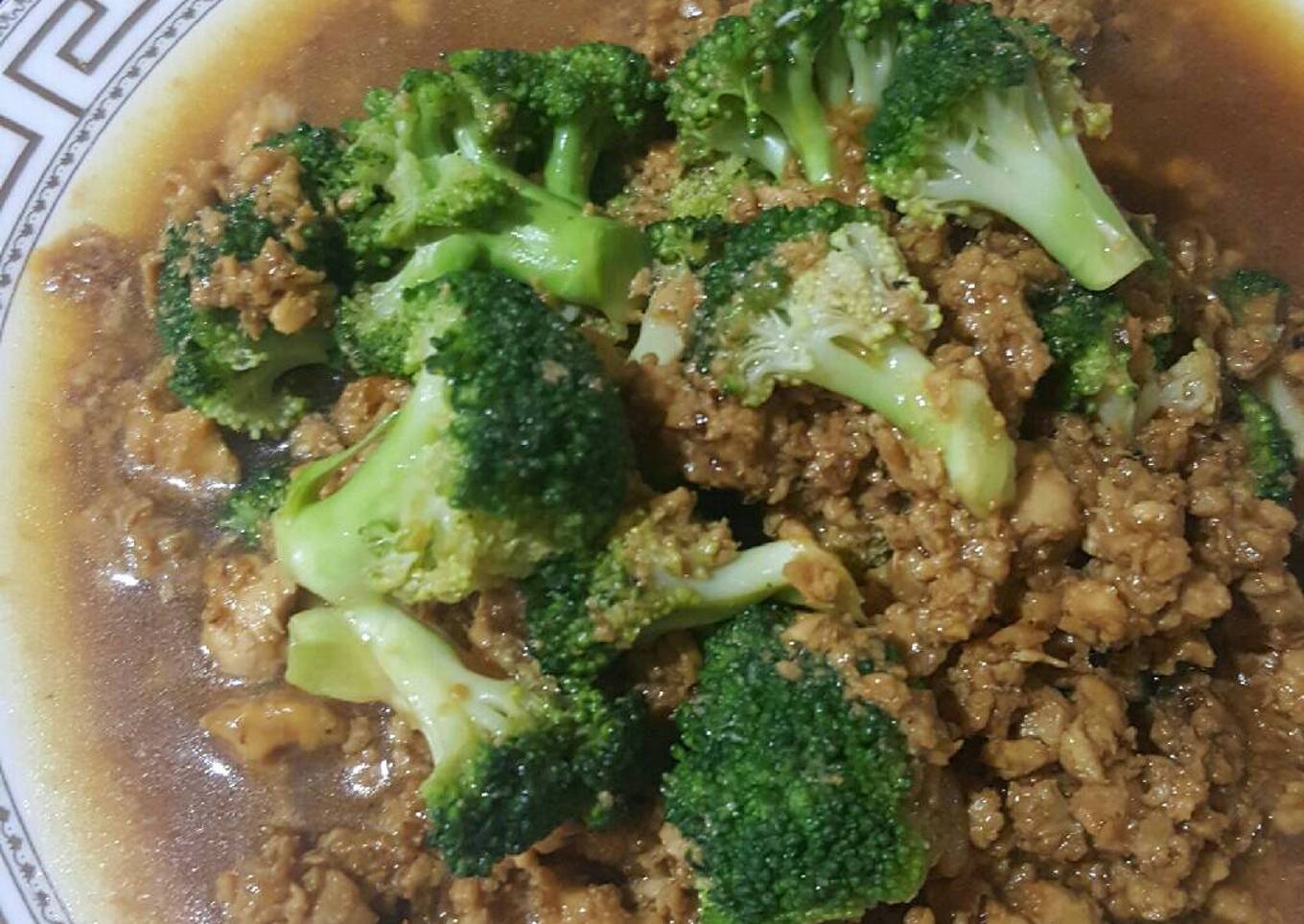 Ayam cincang brokoli