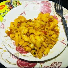 A picture of Masala Macroni.