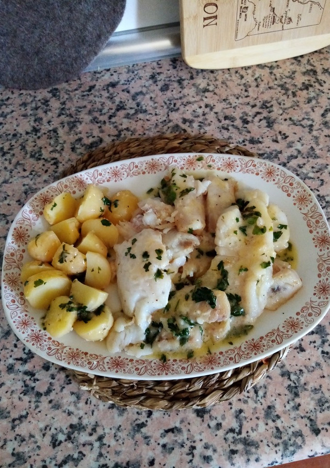Una foto de Panga con salsa Menier