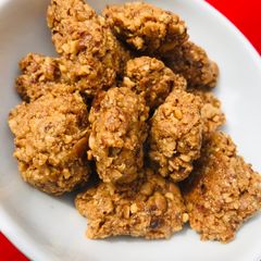 A picture of Groundnut candy.