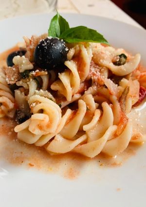 Una foto de Pasta a la puttanesca