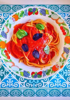 Foto di Spaghetti al pomodoro e basilico