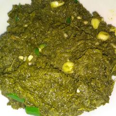 A picture of Sarso ka saag.