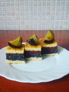 Mákos-szilvás álompite recept fotója