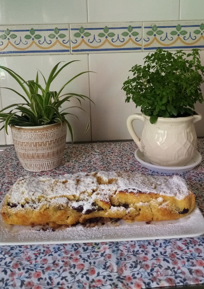 Una foto de Bizcocho relleno de tableta de chocolate