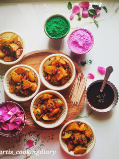 आलू चाट (Aloo chaat recipe in Hindi) रेसिपी मुख्य फोटो
