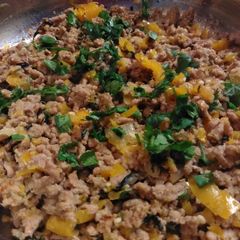 A picture of One Pan Ground Turkey and Peppers.