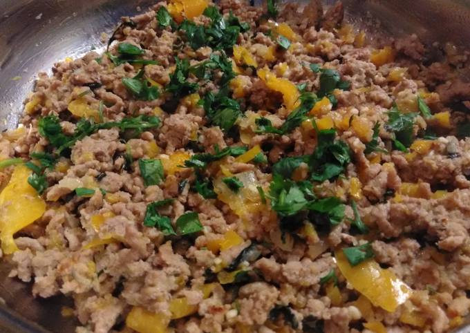 One Pan Ground Turkey and Peppers