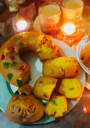 A picture of Tea Cake.