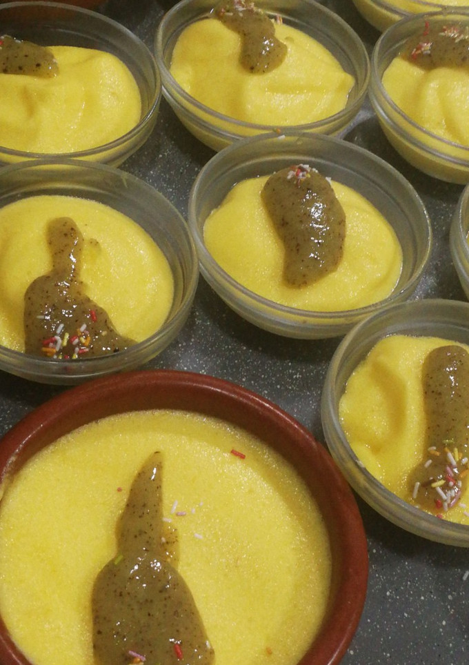 Una foto de Mousse de mango al kiwi