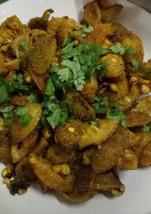 A picture of Kantola ki dry sabji.