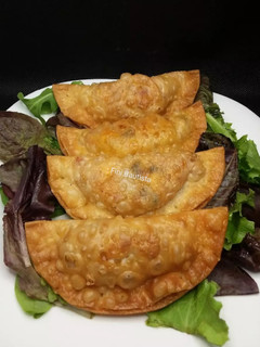 Una foto de Empanadillas de mejillones picantes