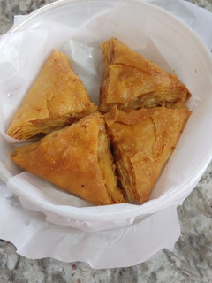 பிஸ்தா பாக்லவா(pista baklava recipe in tamil) செய்முறை முக்கிய புகைப்படம்