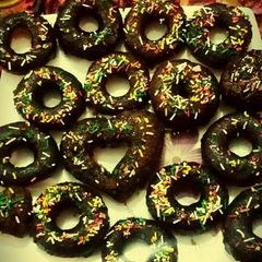 A picture of Donuts.