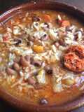 Cascotes de guiso de alubias y arroz