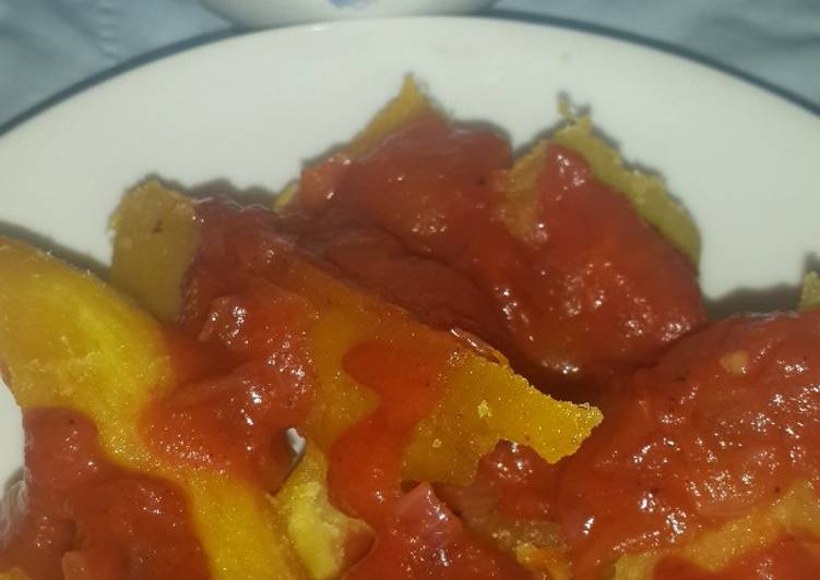 Sweet Potato Wedges & Tomato Sauce