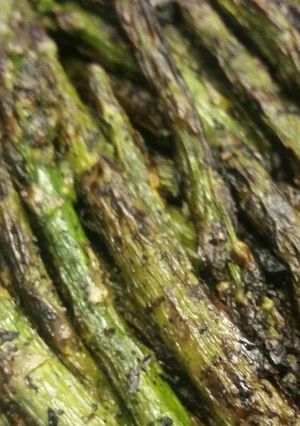 A picture of Grilled Asparagus w/ Lemon & Thyme.