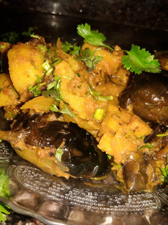 बैंगन मसाला (Baingan masala recipe in hindi) रेसिपी मुख्य फोटो